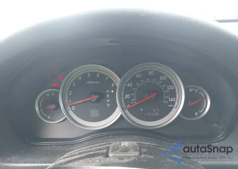 2005 Subaru Legacy 2.5I from USA, damaged, VIN 4S3BP616657350757